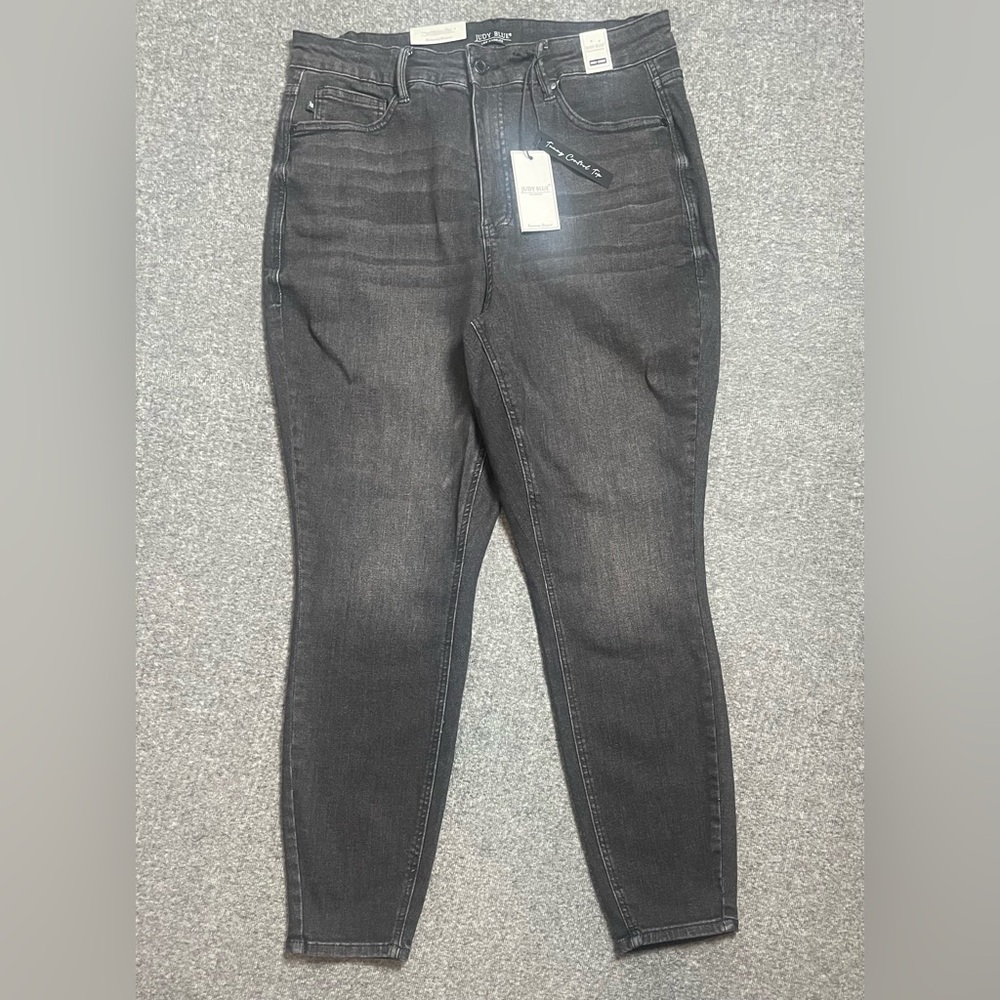 Judy Blue Jeans NWT